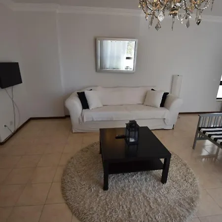 Apartment Excellent 2 Bedroom In Center Cascais