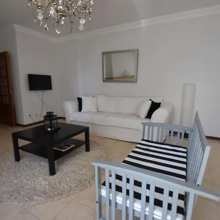 Apartment Excellent 2 Bedroom In Center Cascais
