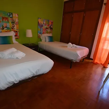 Excellent 2 Bedroom In Center Apartment