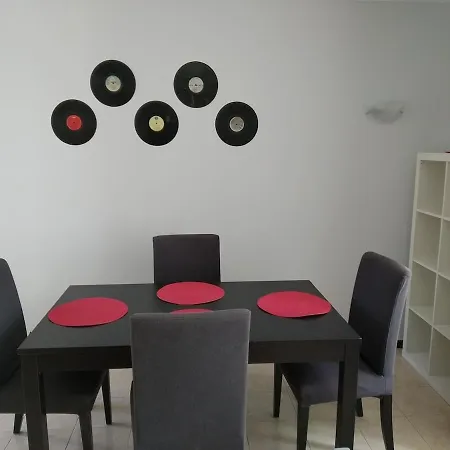 Apartment Excellent 2 Bedroom In Center