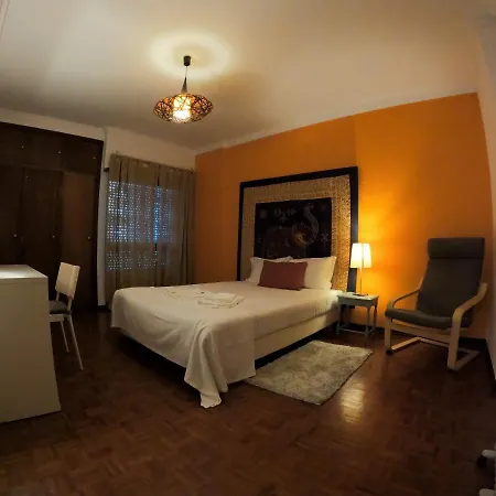 Excellent 2 Bedroom In Center Apartment Cascais